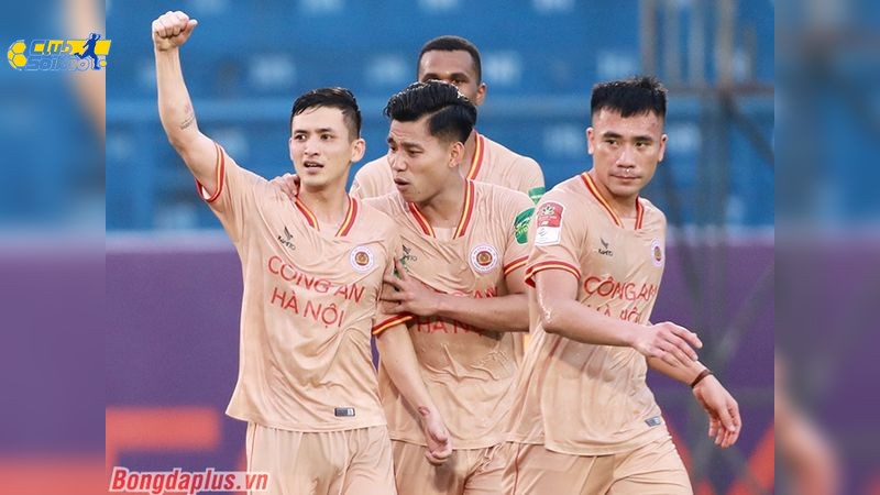 Phân Tích Phong Độ Của Công An Hà Nội và Hà Nội